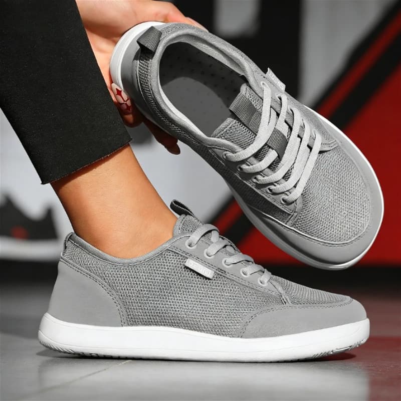 2026 nuove scarpe da ginnastica sportive casual da donna punta larga traspirante sport a piedi nudi grandi scarpe da corsa leggere per esterni vendita calda