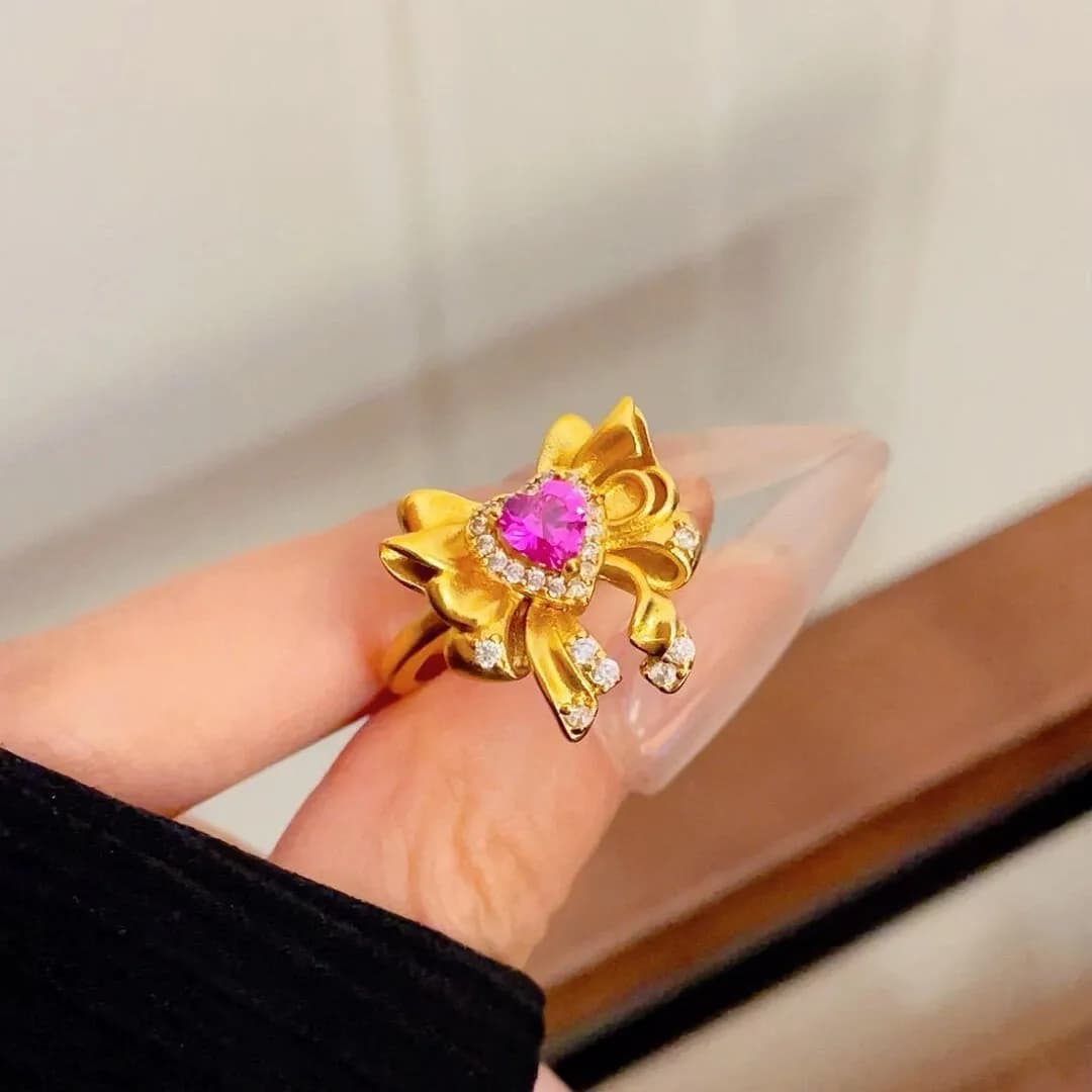 Anelli classici a forma di cuore con fiocco in stile palazzo per le donne, squisiti anelli rosa smerigliati di lusso leggeri, gioielli da sposa di fascia alta
