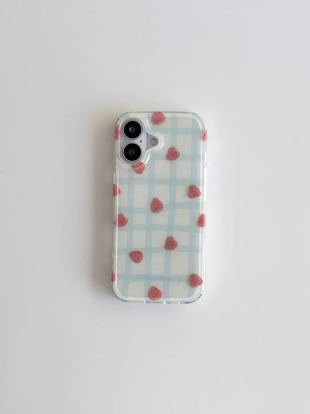 IMD luxury phone case with fresh blue grid pattern and strawberries for iPhone 17 AIR 16 15 14 13 12 11 Pro MAX Plus, Y2K silicone cover