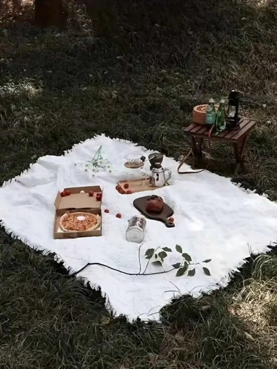 Gingham Multifunctional Outdoor Blanket, Picnic Mat Camping Tent Mat Warm Throw Blanket, Sofa Cover Bed Blanket Tablecloth