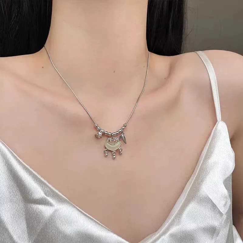 Collana con ciondolo portafortuna in stile cinese per donna, catena a serpente, regalo antiallergico