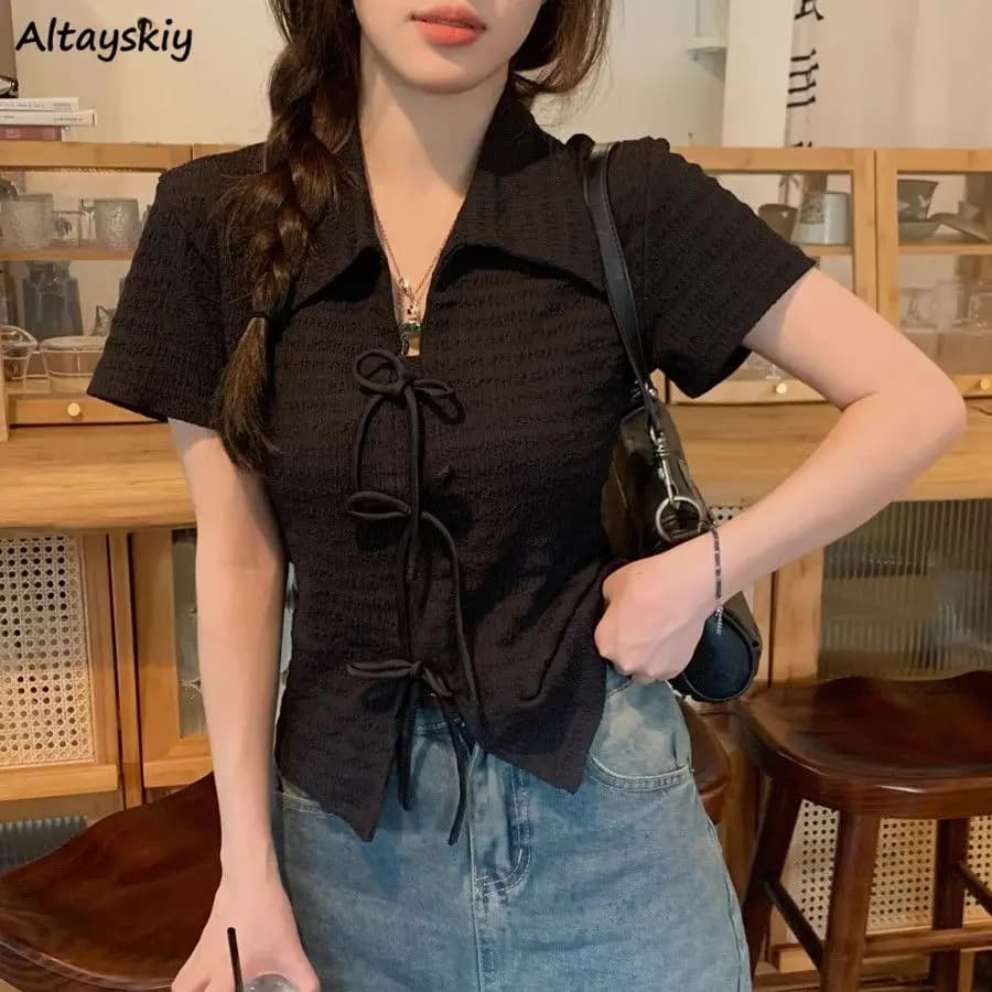 T-shirt nere con scollo a v donna Design con lacci pieghe Slim Hotsweet stile coreano estate Chic Trendy temperamento gotico elegante BF Ins