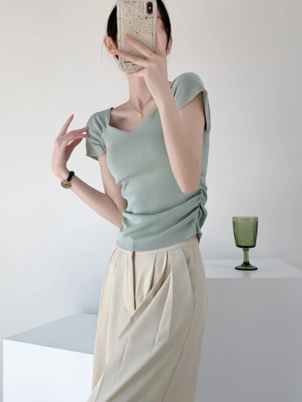 Summer New Style Women's Ice Silk Knitted Short Sleeve T-Shirt Slim Fit Shoulder Design Comfortable Breathable Regular Length