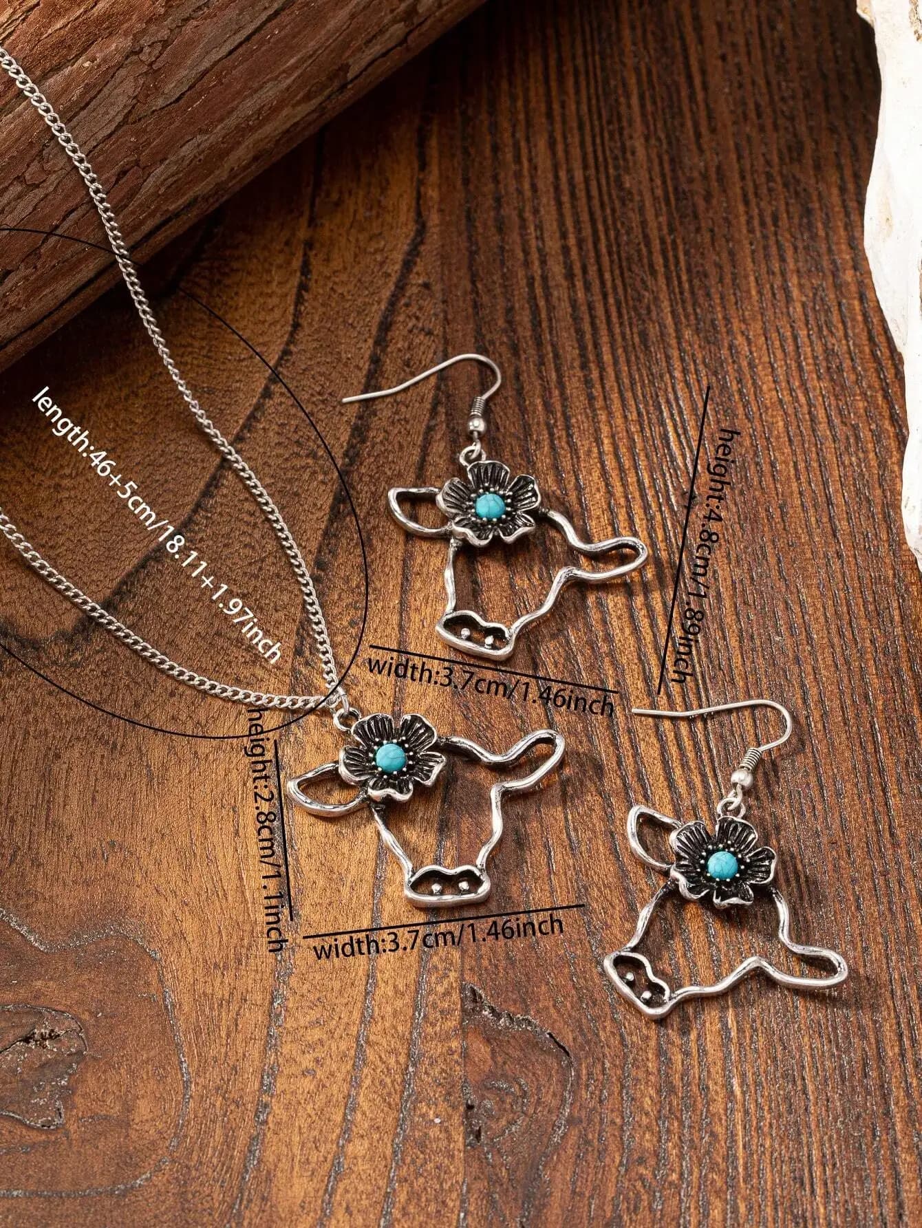 Set di collana e orecchini con pendente a forma di testa di mucca in pietra turchese per donna