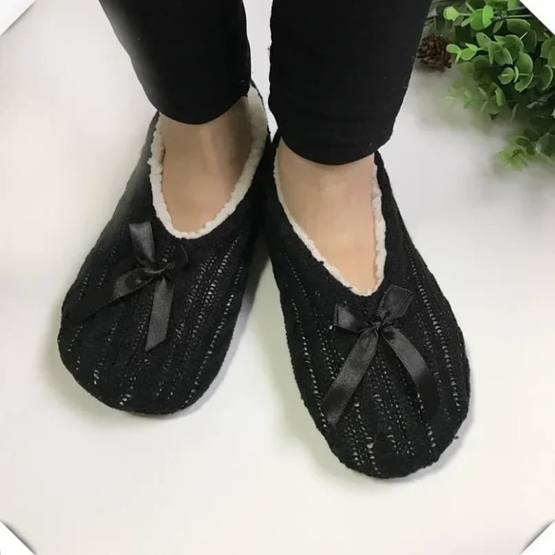 Pantofola da casa donna Winter Room peluche caldo spesso pelliccia sintetica antiscivolo Bow Knot Grip divertente Indoor Fluffy Floor House Shoes femminile