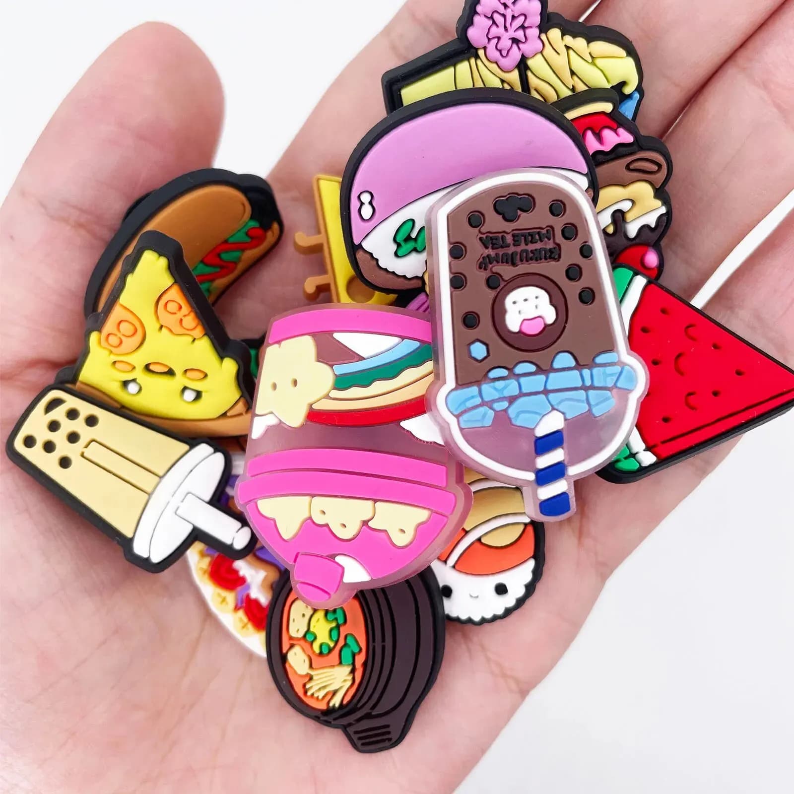 Set di Charms Casuali per Scarpe e Sandali, 10-100 Pezzi in PVC, Decorazioni Fai-da-Te per Natale, Compleanno, Feste, Regali