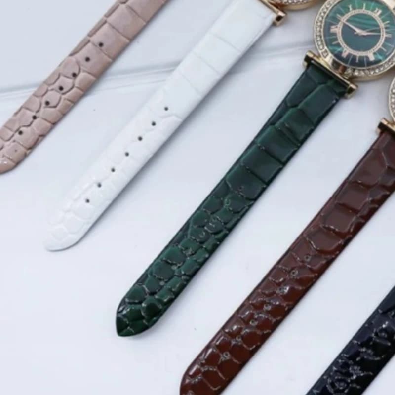 Orologio da Donna al Quarzo, Elegante Orologio da Polso Femminile con Cinturino in Pelle PU, Regalo per San Valentino, Lussuoso Accessorio Femminile