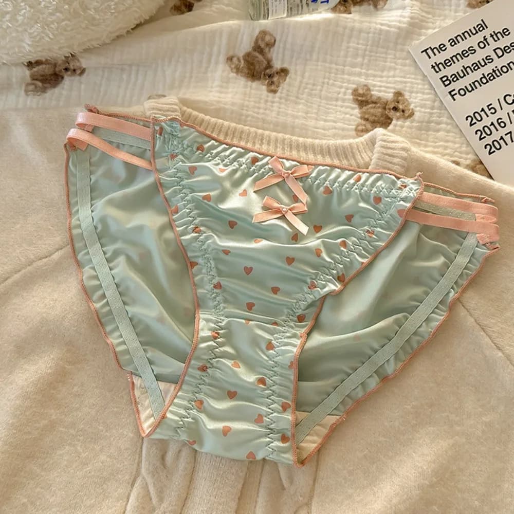 Mutandine in Raso di Seta con Volant e Cuore, a Vita Bassa, Stampa Leopardata, con Fiocco, per Donna/Ragazza