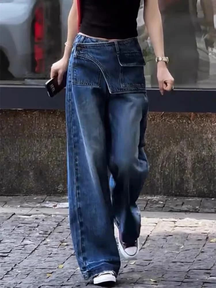 Women's high waist American denim jeans and wide leg, strong sizes, wide fit in straight leg, for pear shape, casual clothing