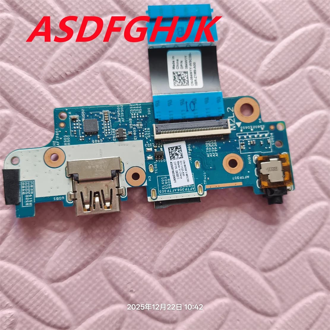 0KR8F3 Scheda IO USB/lettore di schede SD/pulsante di accensione per laptop DELL Latitude 3300 18A29-1 TEST OK