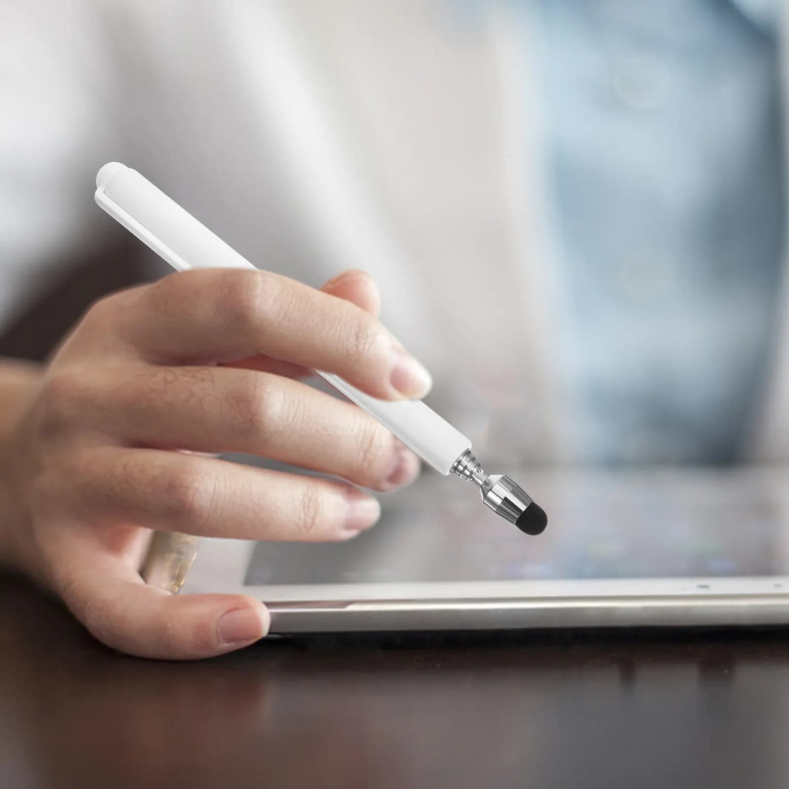 Penna Stylus Retrattile Capacitiva ad Alta Precisione per Tablet, Lavagne Elettroniche, Disegno, Appunti e Giochi
