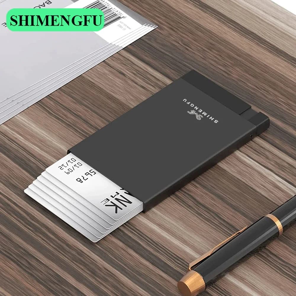 Nuovo Portafoglio Smart in Alluminio con Blocco RFID 2026 - Porta Carte Minimalista Pop-Up per Uomo e Donna