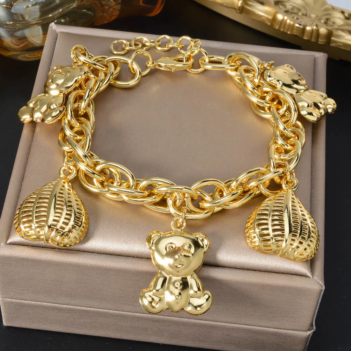Set di braccialetti coordinati con lucchetto a forma di cuore con orsetto carino per ragazze e adolescenti, braccialetto regolabile placcato in oro, regalo per la migliore amica per la festa
