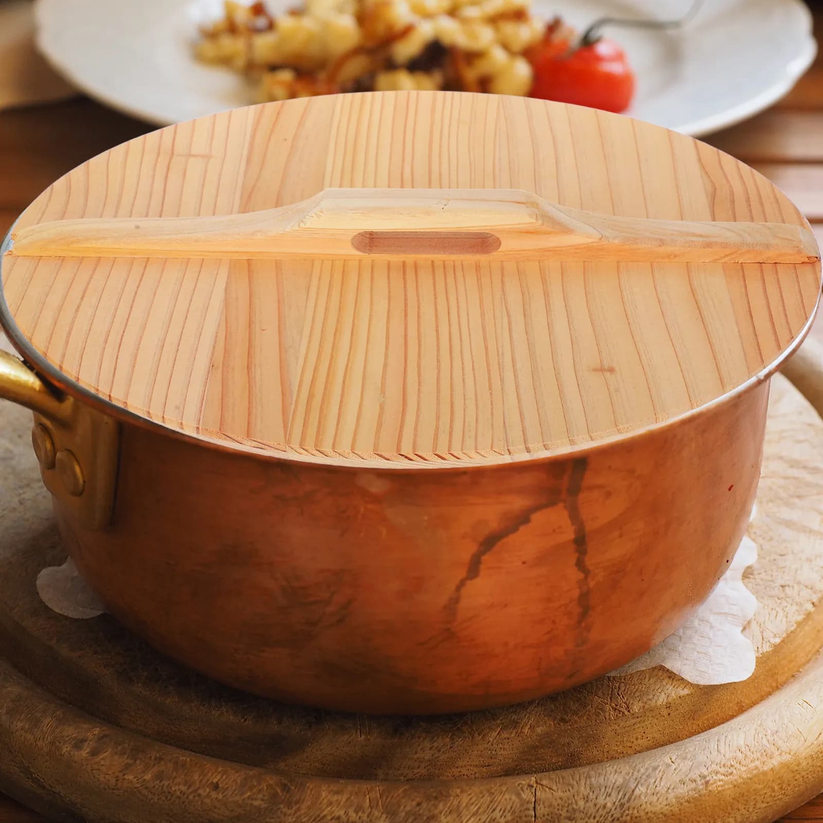 Wood lid for Wok, Lightweight and Natural, Anti-Schools, Vapor Retention, Cooking Bowls and Pots Protection