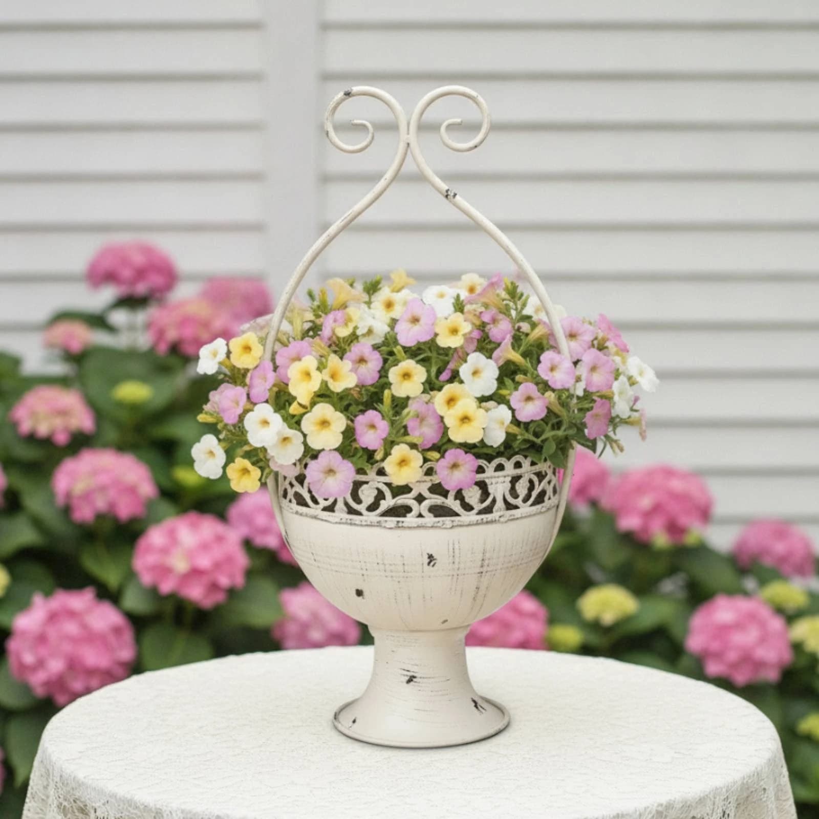 Metal Planter with Handle Distressed Pedestal Planter Metal Flower Pot Farmhouse Decorative for Home Decorators, Garden, Patio