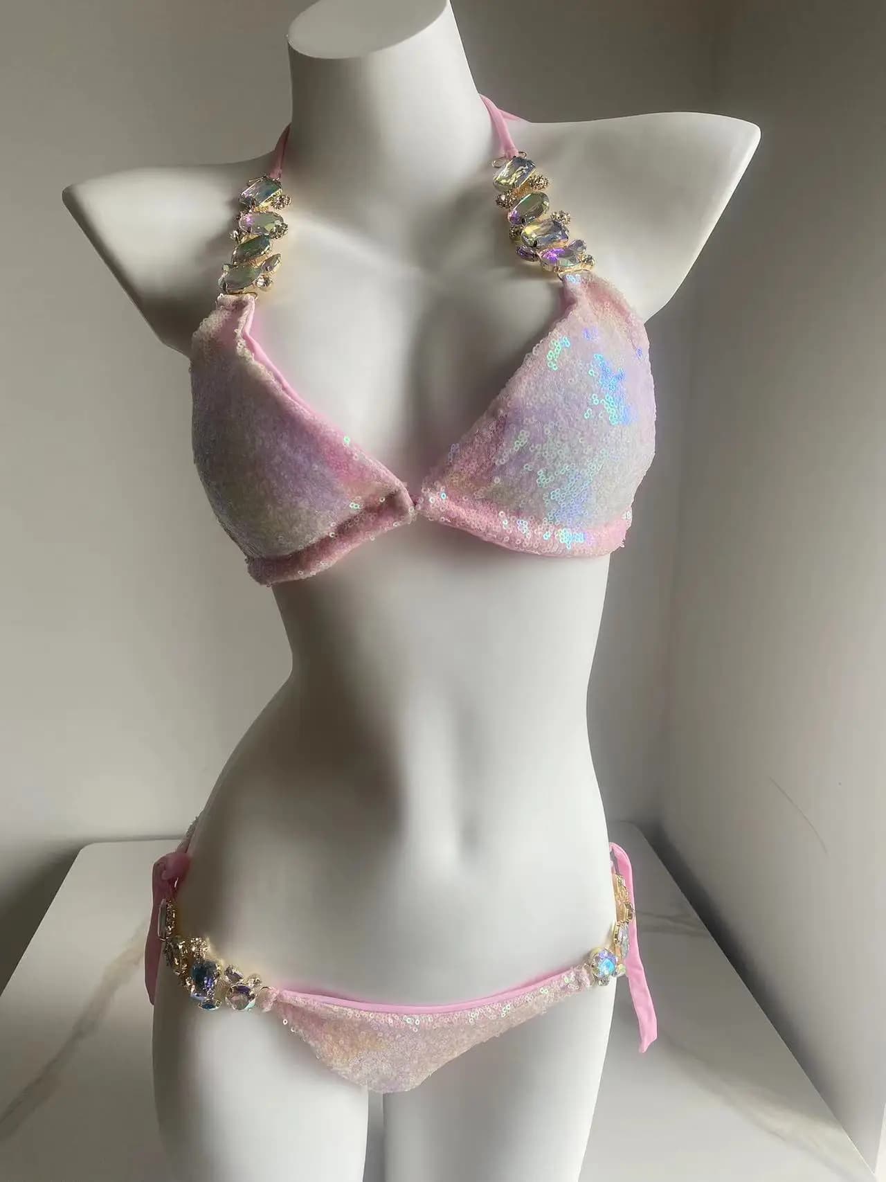 Donne Sexy Bikini rosa strass di cristallo Glitter diamante gemme costume da bagno Halter paillettes fasciatura costumi da bagno costume da bagno lucido