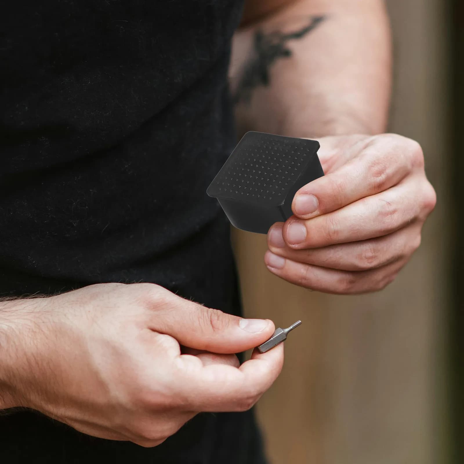 4 pezzi di coprigambe quadrati per sedie, protezioni in gomma per gambe di tavoli, 50x50 mm, antiscivolo, con assorbimento degli urti, coperture per pavimenti per mobili