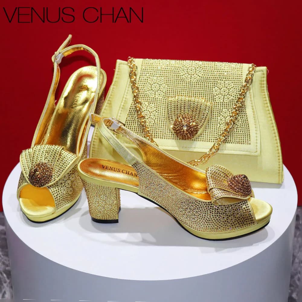 High Quality 2024 New Arrival Golden Color Peep Toe Women Sandals Shoes Matching Bag Set For Ladies Wedding Party Pump