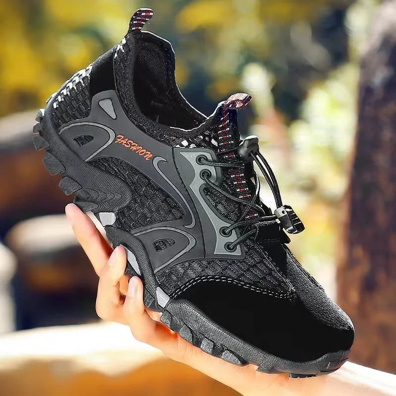 Scarpe da uomo estate Mesh traspirante Outdoor antiscivolo Light Walking Casual Trekking Sneakers scarpe da arrampicata Unisex donna