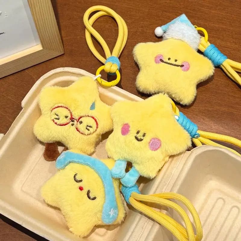 Ciondolo in peluche a forma di bambola, simpatico e creativo ciondolo a forma di stella in peluche, portachiavi, decorazione per zaino, borsa, auto
