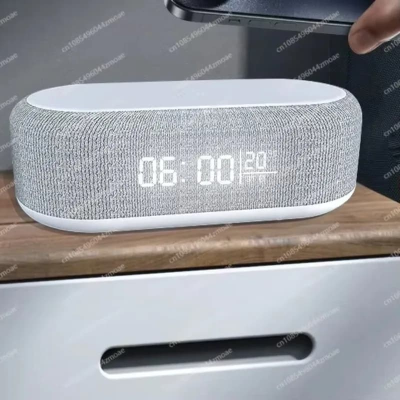 Altoparlante Bluetooth con Stazione di Ricarica Rapida 15W, Caricatore Wireless, Luce Notturna e Sveglia, Tutto in Uno
