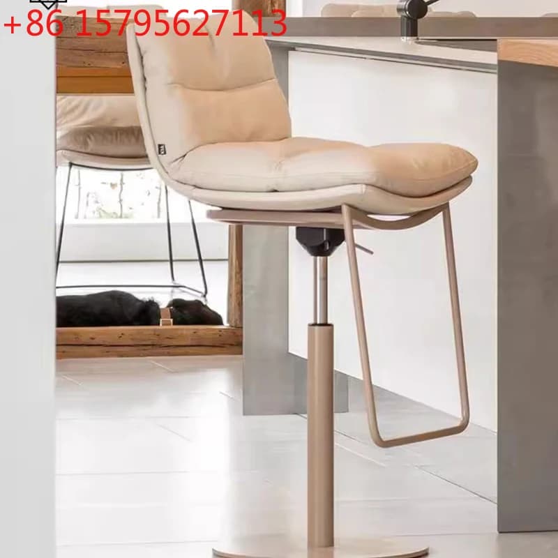 Sedia per trucco in ferro Sedie dal design moderno Sgabelli da bar in legno Girevole ergonomico Cafe Gaming Bancone da cucina Sgabello in metallo di alto lusso