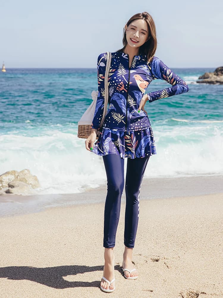 Women's Swimwear HaiTianLe Long Sleeves, Two Pieces, for Surf, Swimming and Snorkeling, Modelling, for Student