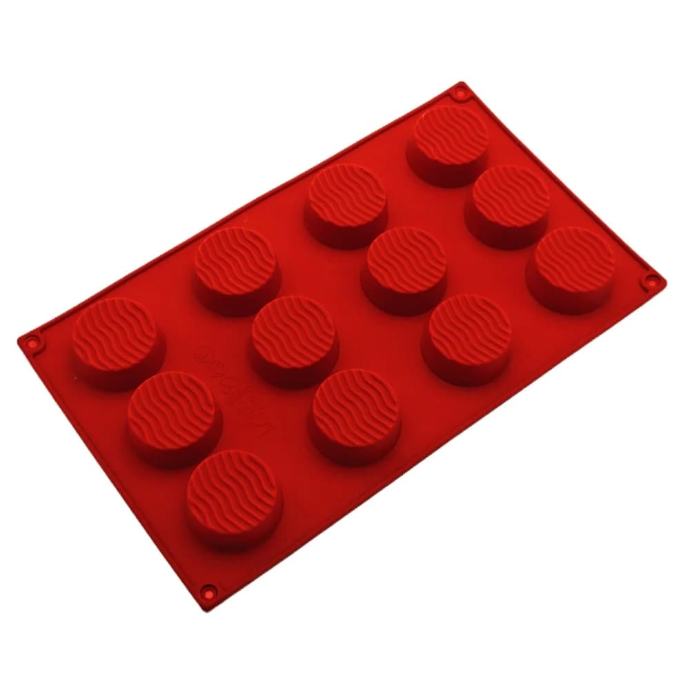 Nuovo arrivo 12 fori modello ondulato rotondo stampo per torta in silicone stampo per cottura al cioccolato in silicone per uso alimentare vassoio di ghiaccio stampo per sapone fatto a mano