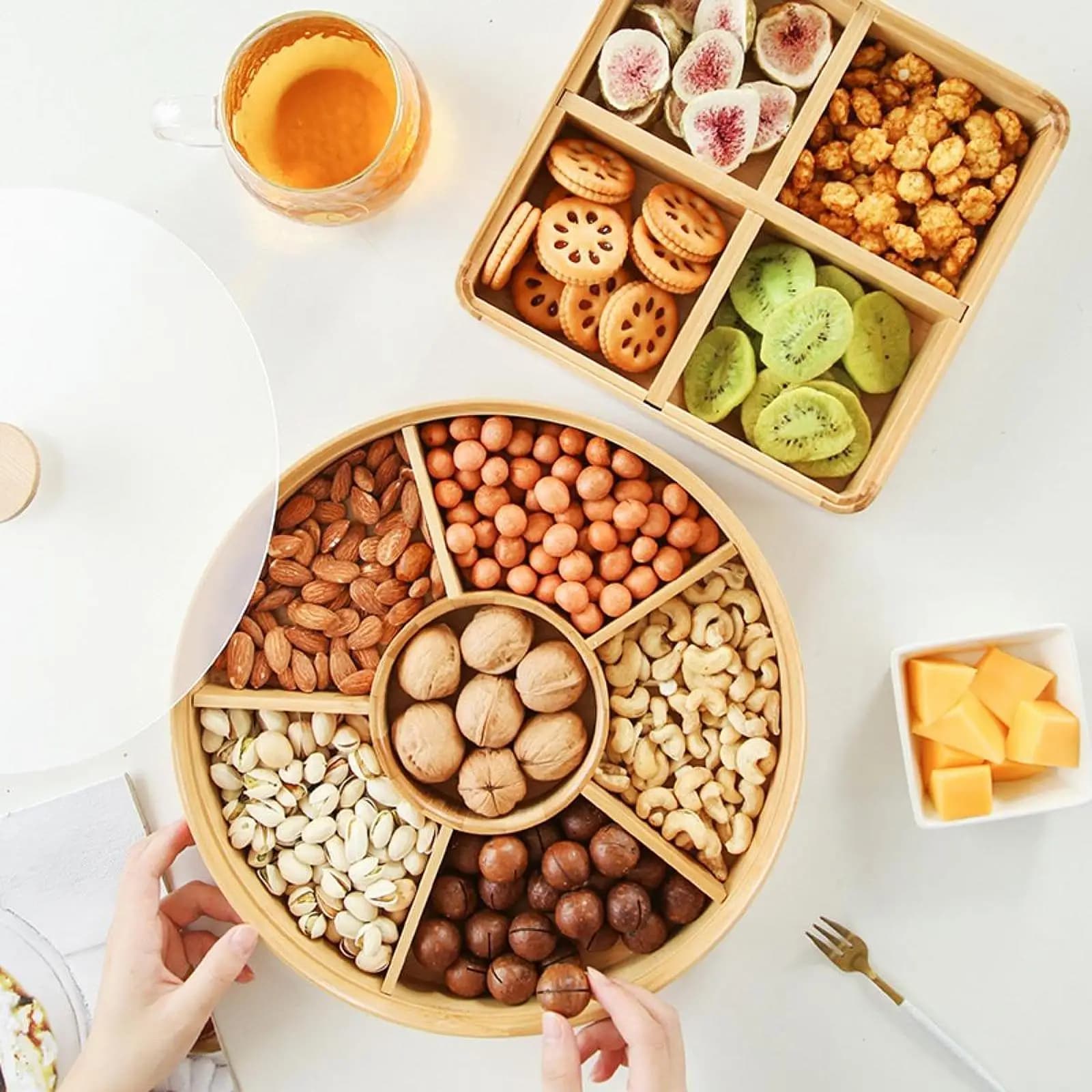 Bamboo Nuts Storage Platter, Divided Dried Fruit Snack Serving Plates Food Storage Box Container for Home Cafe Bar Countertop