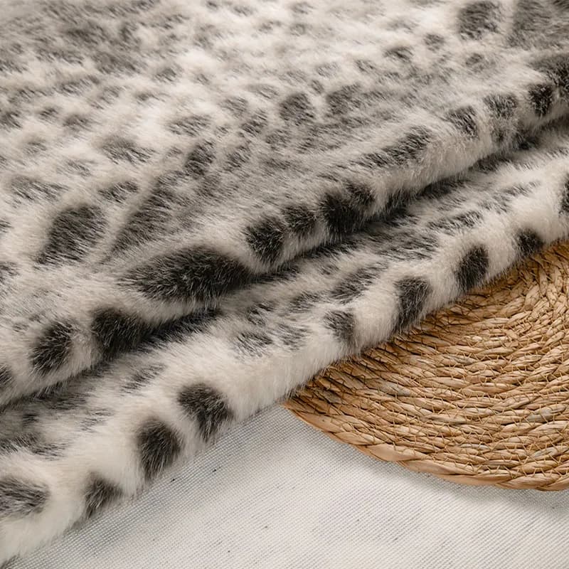 1cm Imitation Mink Fur Fabric Gray Leopard Pattern Faux Mink Fur Fabric For Sewing Clothes Carpet Shoes Bags Toys 50x170cm