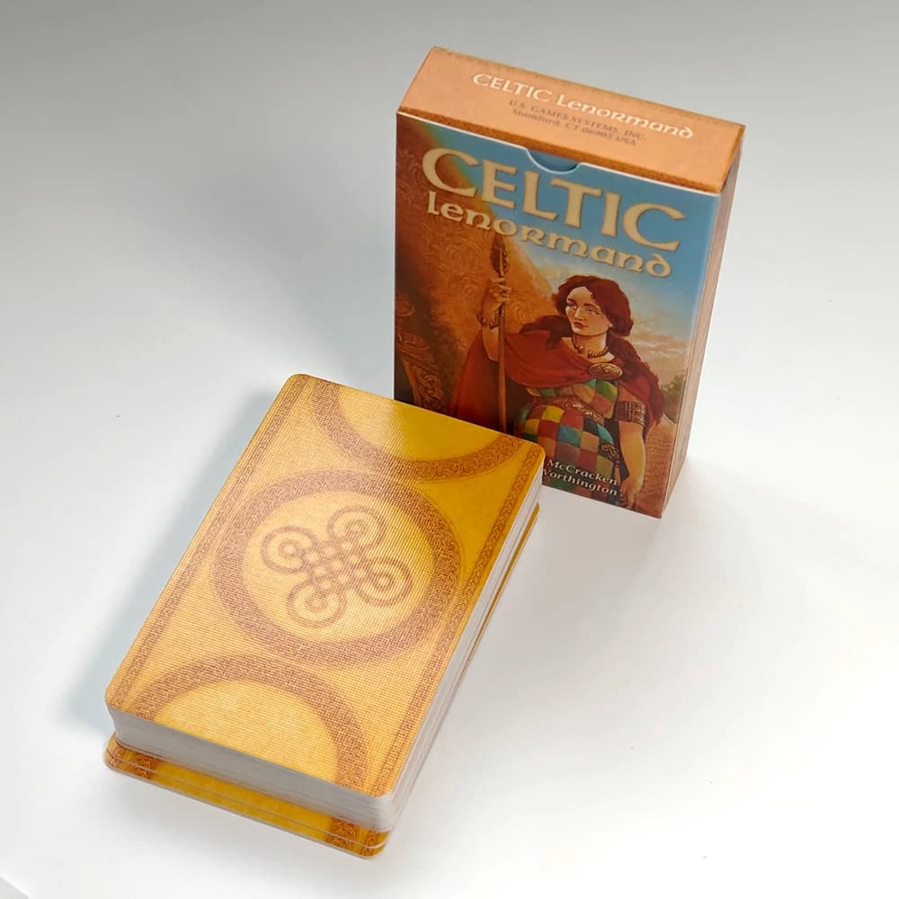 Mazzo celtico Lenormand 45 carte Lenormand 9 * 6 cm Opere d'arte colorate stampate su cartoncino doppio goffrato da 350 GSM