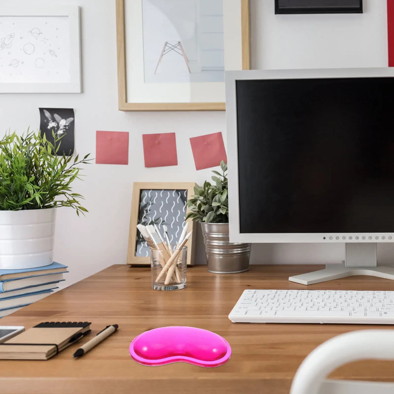 Tappetino per Mouse a Forma di Cuore in Silicone Trasparente con Poggiapolsi Ergonomico in Gel per Ufficio, Casa e Gaming, Antiscivolo per Scrivania e Computer