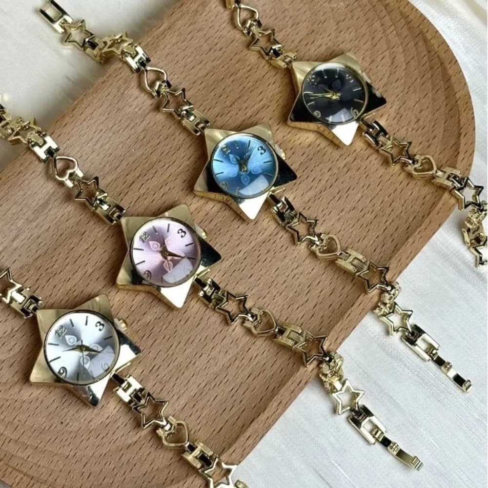 New Alloy Women Watch Creative Style Adjustable Star Bracelet Watch Quartz Movement Luxury Ladies Quartz Watch Fashion Accessory