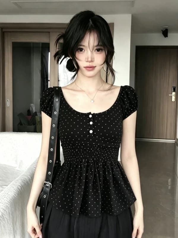plus Size U-Neck Pleated Shirt Summer Short Sleeve Polka Dot Hem Concealing Hip for Plump Women Daily Versatile Korean Style