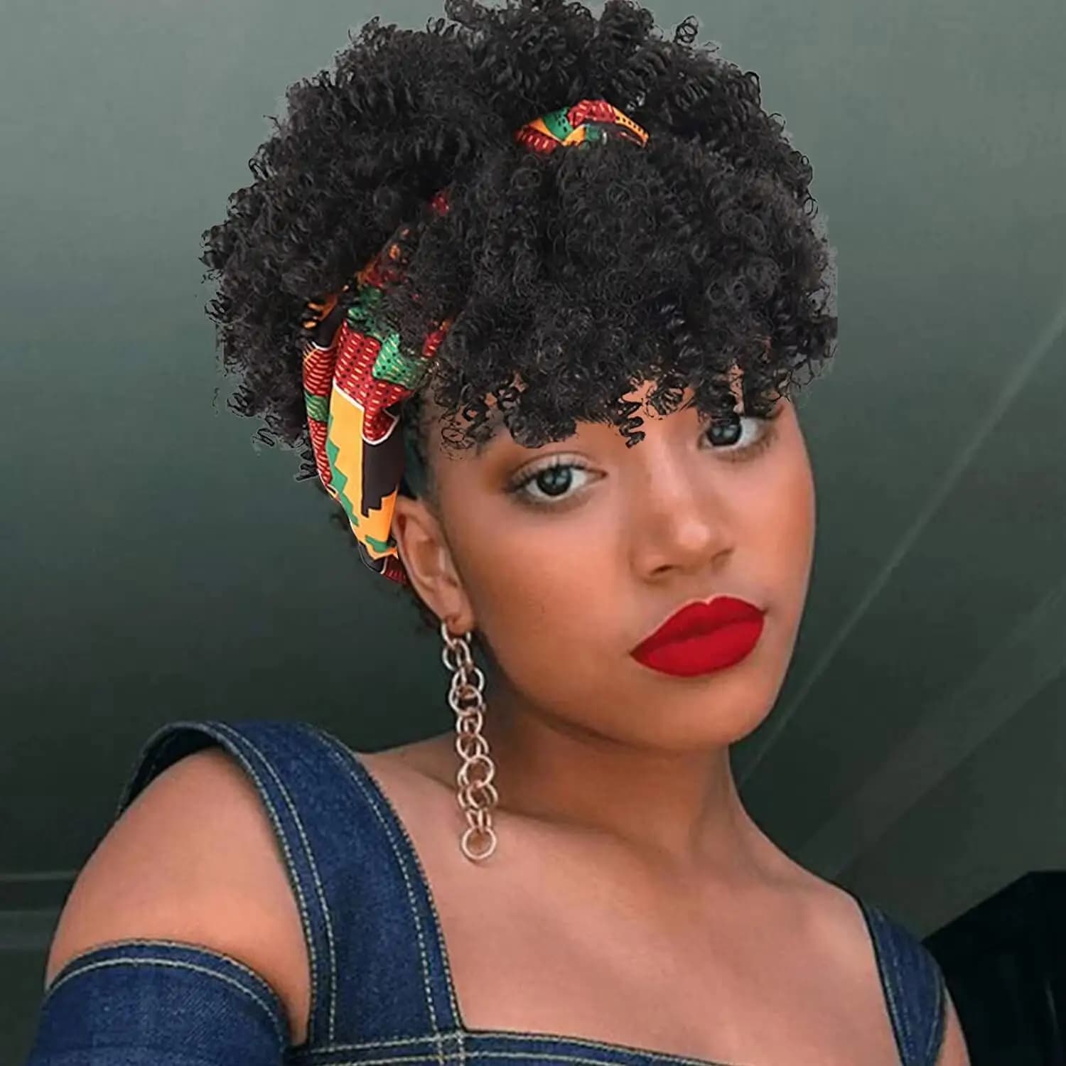 Parrucche ricci per donne nere, parrucche per capelli con frangia Parrucca avvolgente 2 in 1 Parrucca sintetica corta afro crespa riccia con fascia attaccata