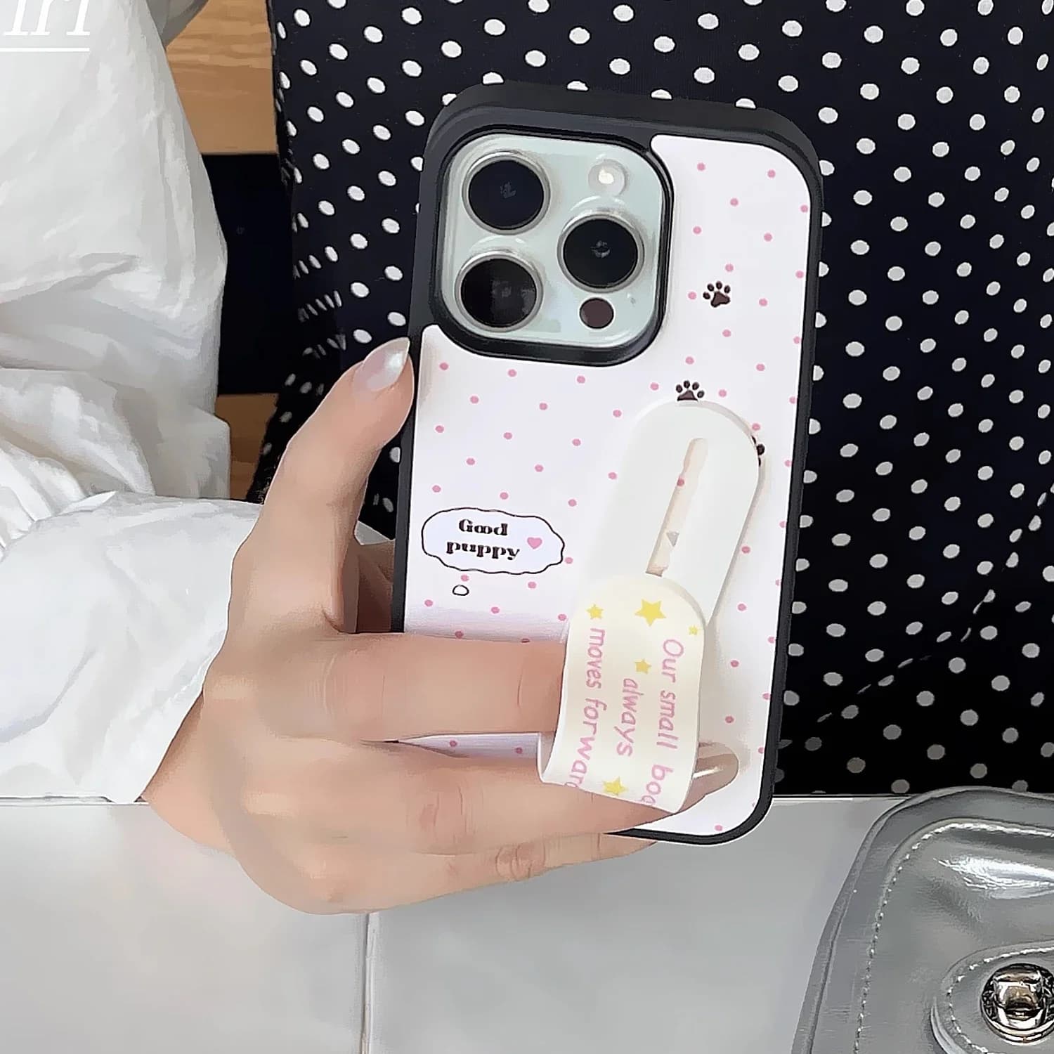 INS Pink Wave Point Good Puppy Kawai Cute Band-Aid Stand Phone Case for iPhone 17 Air 16 15 14 13 12 11 Pro Max Plus Y2K Cover