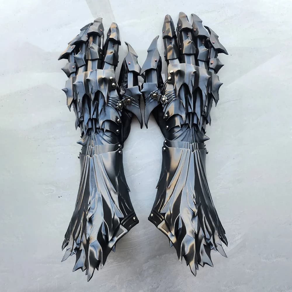 3D Printed Silk Material PLA Gloves, a pair of cosplay gloves can be customized Dragon-shaped Gloves Scene Objects Gifts for Boys