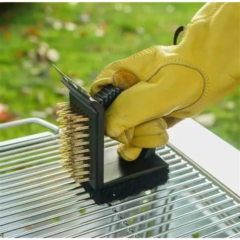 Spazzola per barbecue 3-in-1 in acciaio inossidabile, spazzola multifunzionale per la pulizia del forno e del barbecue, resistente e durevole.