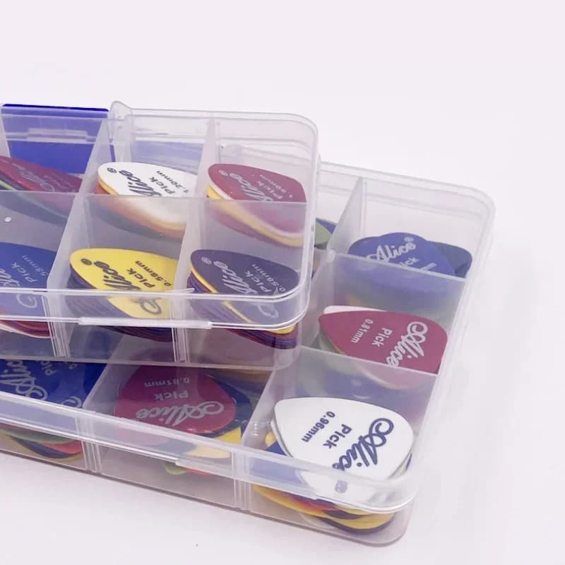 10/30/50 pezzi Set con scatola 0.58-1.5mm Plettri per chitarra acustica elettrica Kit di dimensioni miste Supporto per plettro in legno Chitarra Basso Ukulele
