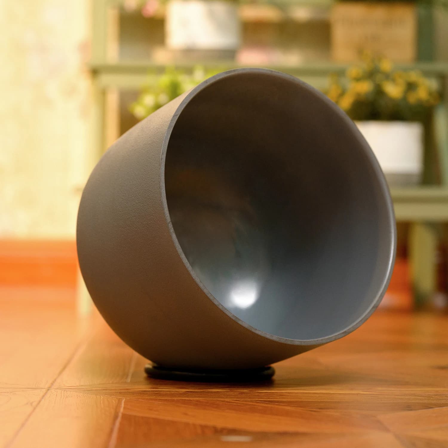 Hye-eun 8 Inch Black Crystal Singing Bowl 440Hz/432Hz Tibetan Bowl for Yoga Meditation Sound Healing with Rubber Mallet