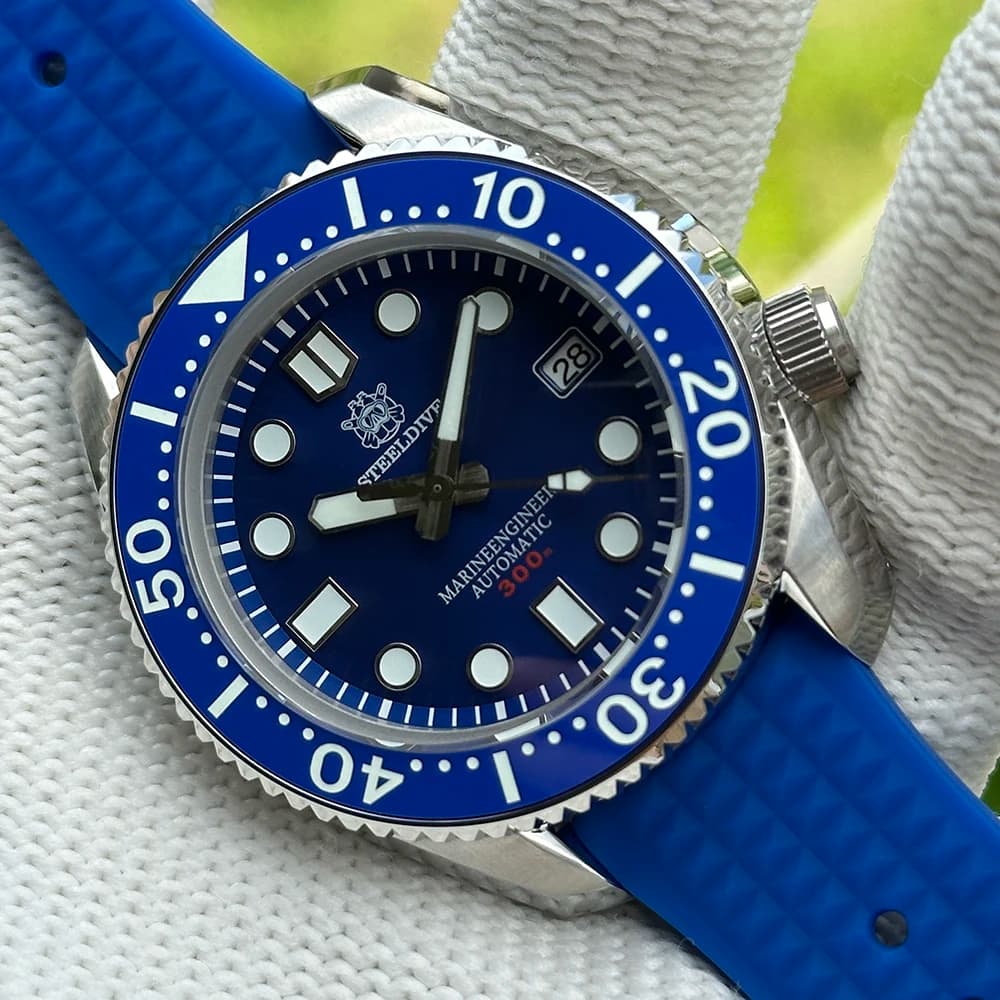 STEELDIVE Official SD1968 44MM One-piece Case Blue Dial 300M Waterproof NH35 Automatic Movement Mens Dive Watch Sapphire Glass