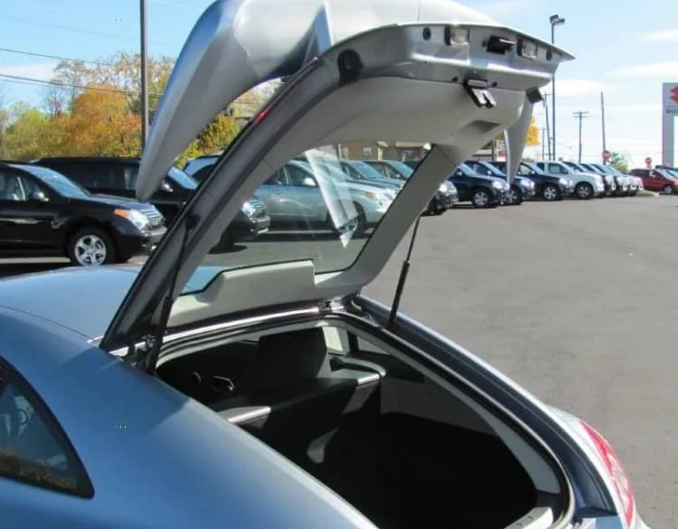 Ammortizzatori posteriori del portellone posteriore per Chrysler Crossfire 2004-2008 supporto del bagagliaio del bagagliaio supporto della porta posteriore ammortizzatori molle della barra dell'asta del puntello