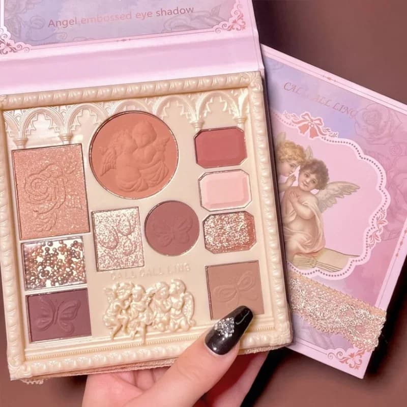 Palette di ombretti perlati opachi impermeabili, fard, evidenziatore glitterato, kit per trucco contorno viso angelo in rilievo tutto in uno