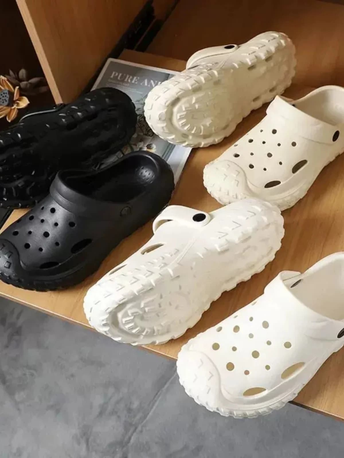 Zero Burden Hole Hole Shoes Tire Design Anti-Slip Head Cover Slippers Summer Thick Bottom Heightening Casual Breathable Flat ...