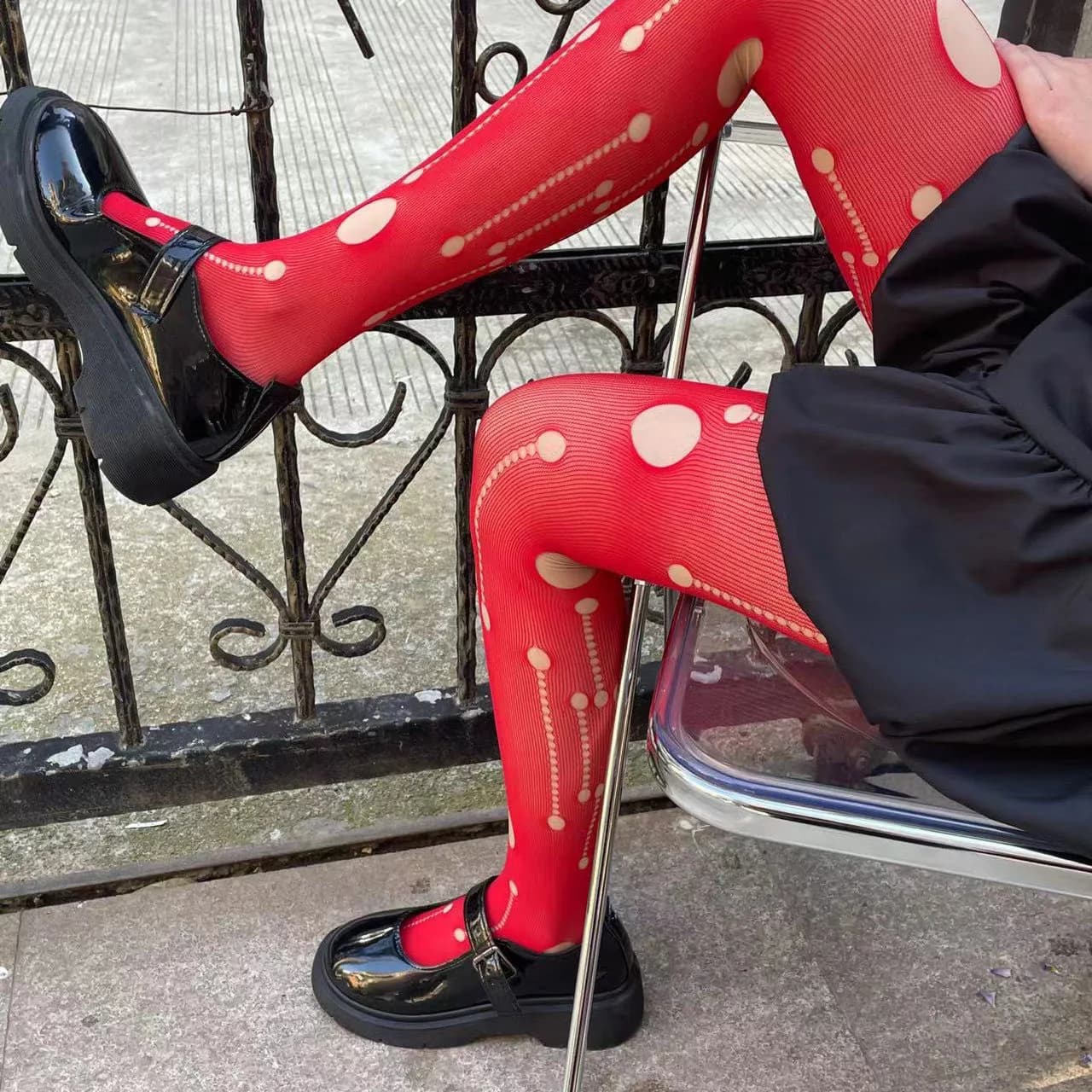 Calza da donna rossa scavata strappata Collant che rompe i fori Lingerie Leggings Collant Calzini gotici Accessori per abbigliamento da festa