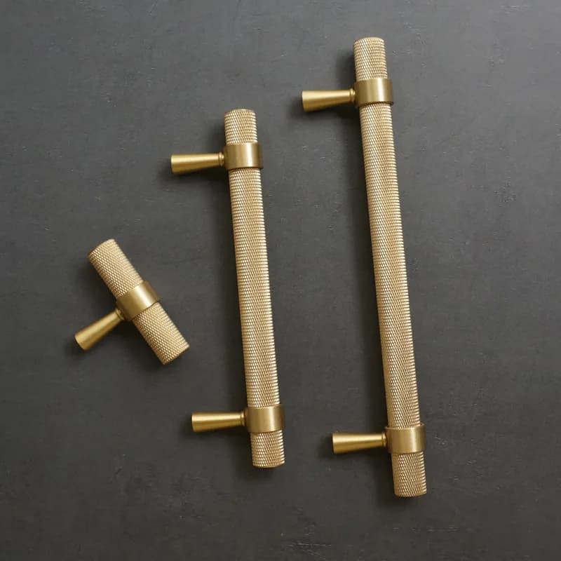 Maniglia zigrinata lunga armadio da cucina maniglie per porte maniglie per cassetti ottone massiccio T Bar manopole per camera da letto armadio Decor ferramenta per mobili