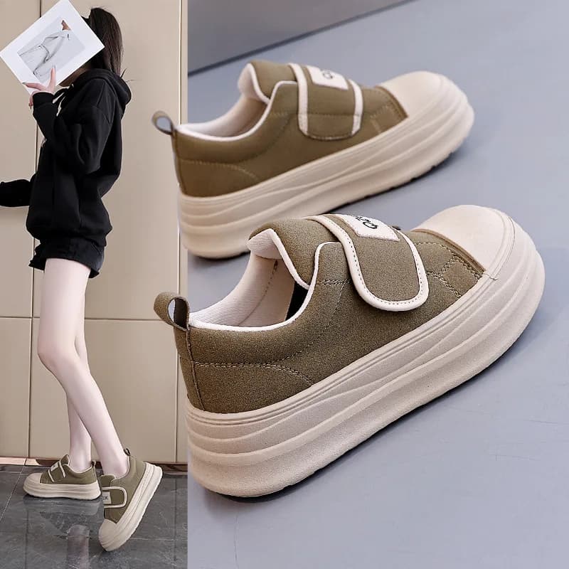 Spring Thick soled Canvas Shoes for Women 2026 New Student Vintage Classic Versatile White Shoes for Women