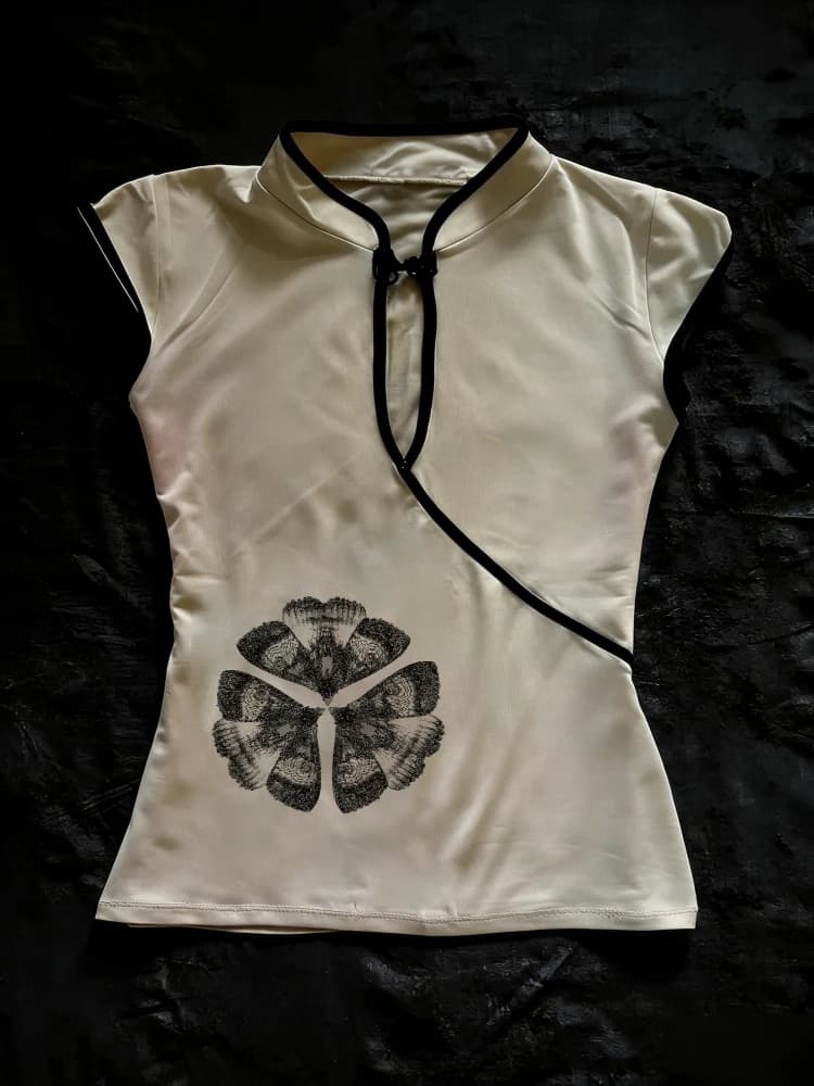 T-shirt Classica Slim Ricamata in Stile Cinese Harajuku, Nuova Collezione Estiva da Donna con Scollo a V e Fibbia, Versatile e Comoda