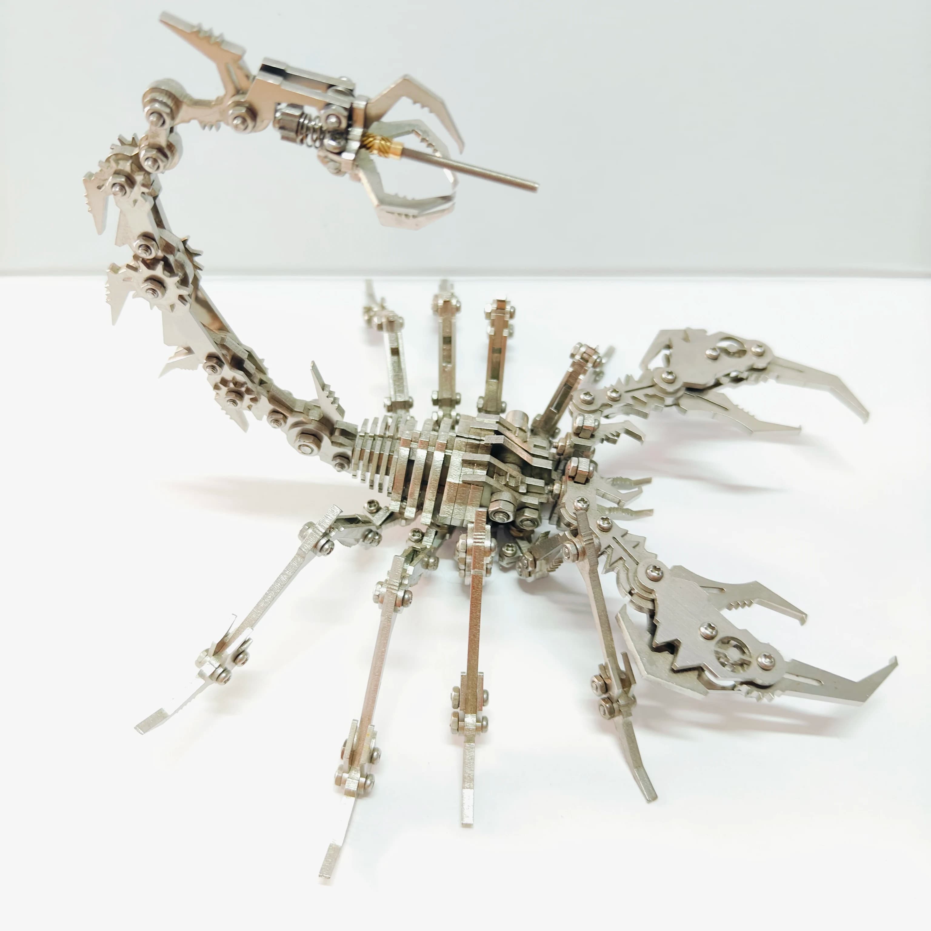 MOKR Puzzle 3D in Metallo Scorpion King, Giocattolo Educativo per Bambini, Kit Fai-da-Te, Regalo di Natale e Compleanno, Modello da Assemblare
