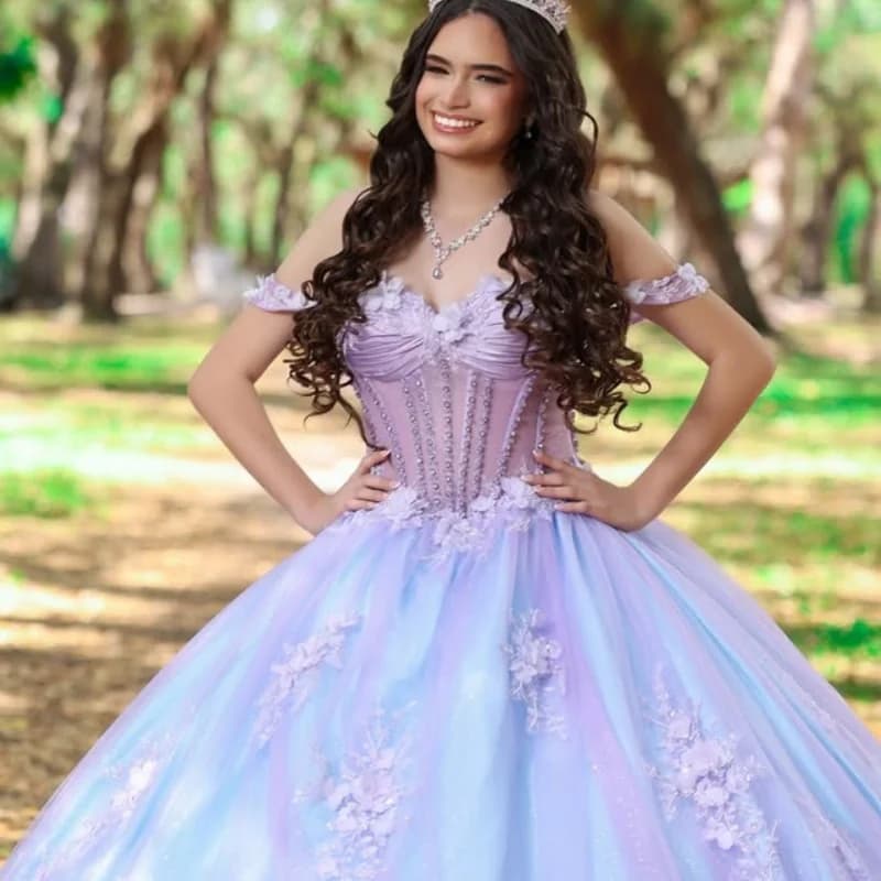 Abiti Quinceanera lavanda personalizzati con spalle scoperte applique con paillettes Coda lunga Fiore 3D in pizzo Vestido 15 Quinceanera